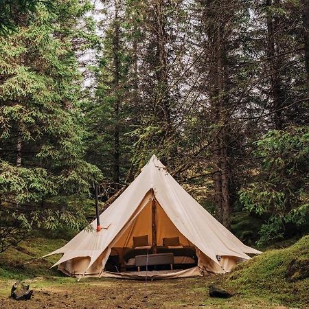 Golden Circle Tents - Glamping Experience Hotel เซลฟอส ภายนอก รูปภาพ