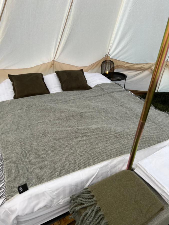 Golden Circle Tents - Glamping Experience Hotel เซลฟอส ภายนอก รูปภาพ