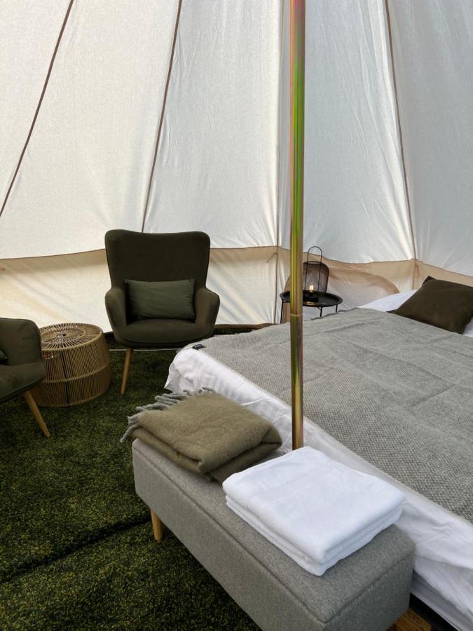 Golden Circle Tents - Glamping Experience Hotel เซลฟอส ภายนอก รูปภาพ
