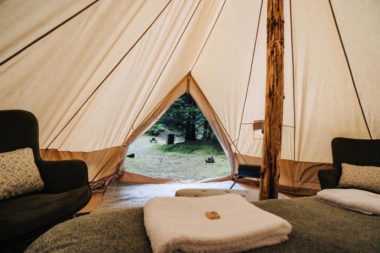Golden Circle Tents - Glamping Experience Hotel เซลฟอส ภายนอก รูปภาพ