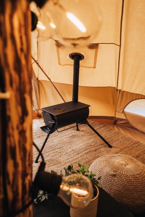 Golden Circle Tents - Glamping Experience Hotel เซลฟอส ภายนอก รูปภาพ