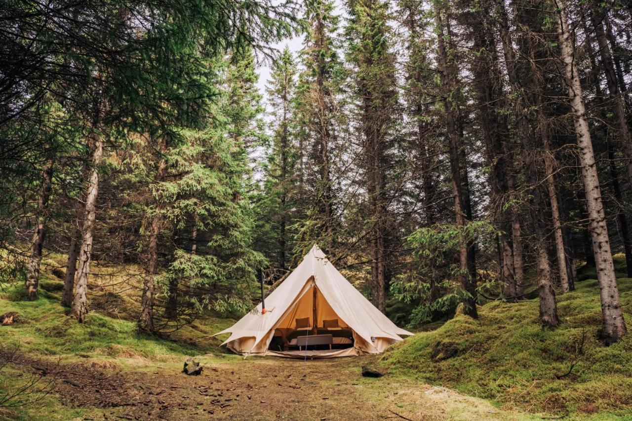 Golden Circle Tents - Glamping Experience Hotel เซลฟอส ภายนอก รูปภาพ