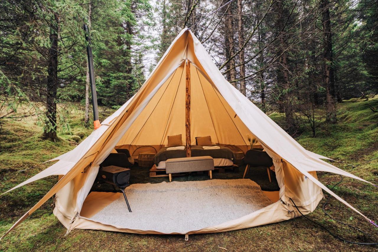 Golden Circle Tents - Glamping Experience Hotel เซลฟอส ภายนอก รูปภาพ